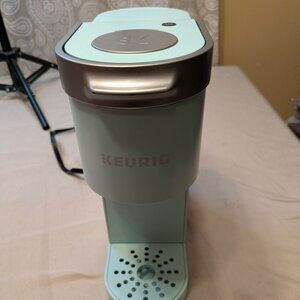 Keurig K-Mini Single Serve Coffee Maker Seafoam Green w/ 2 Descaling Kits Tested